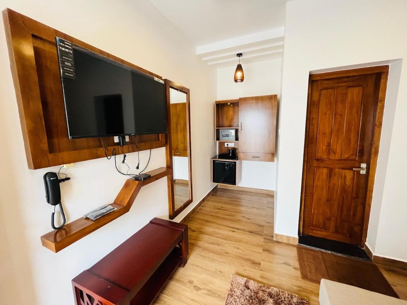 Grb Resort Tiruchchendūr Екстериор снимка